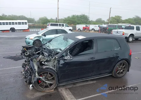 2017 Volkswagen Golf Gti Autobahn 4-Door/S 4-Door/Se 4-Door/Sport z USA, uszkodzony, nr VIN 3VW4T7AU7HM066604